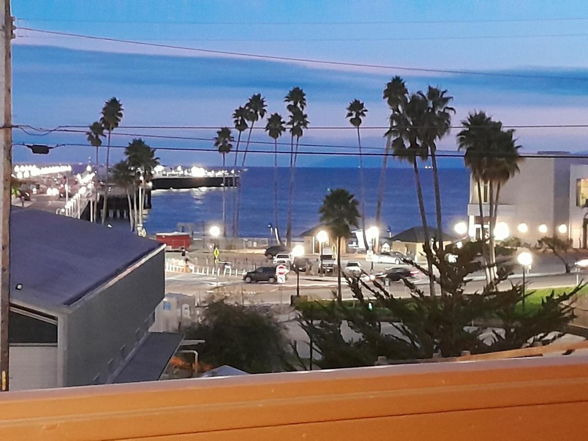 Howard Johnson By Wyndham Santa Cruz Beach Boardwalk Esterno foto