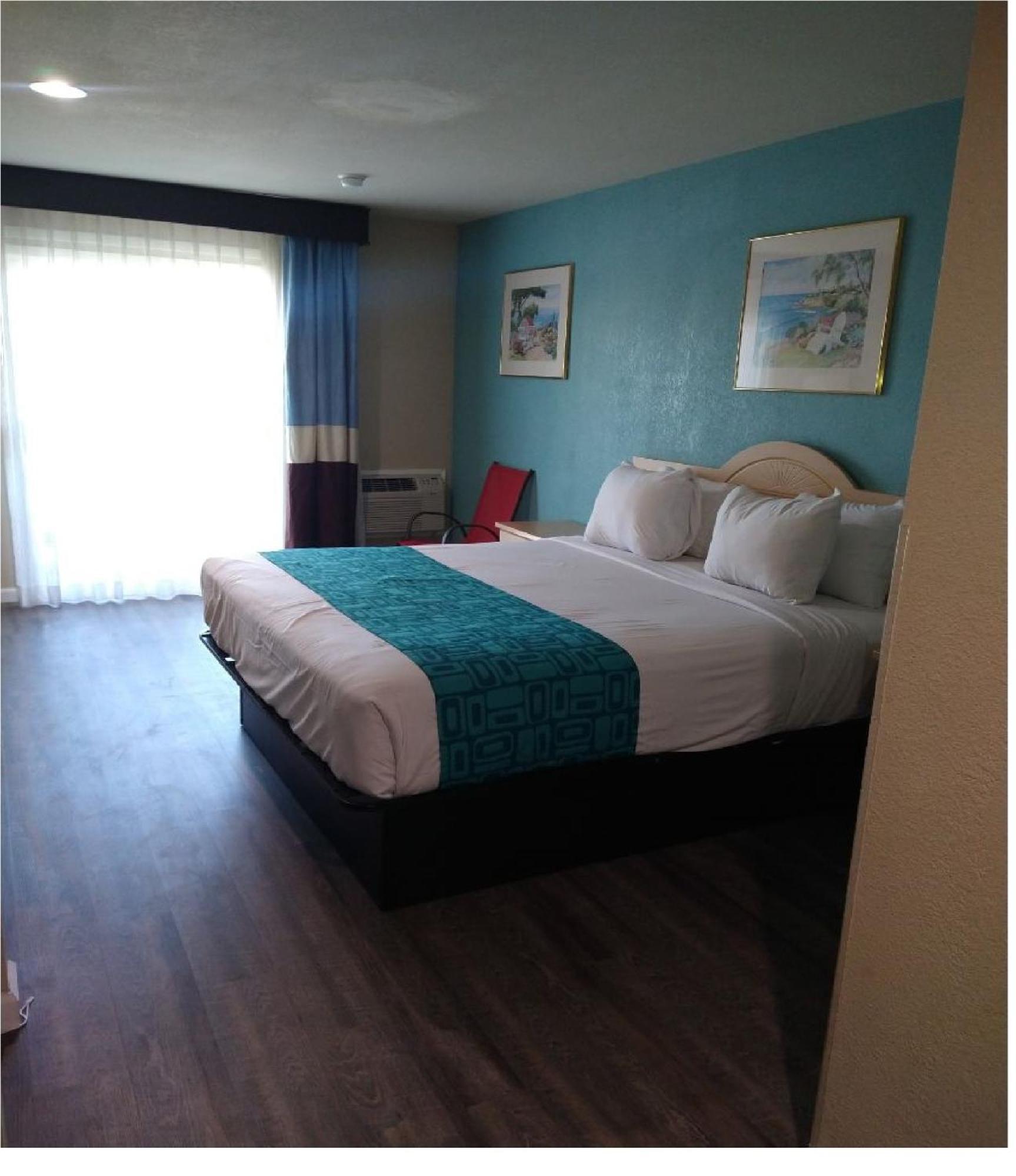 Howard Johnson By Wyndham Santa Cruz Beach Boardwalk Esterno foto